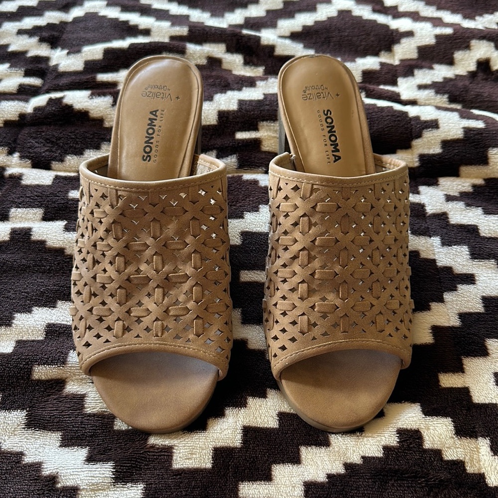 Sonoma Open toe heeled Sandal